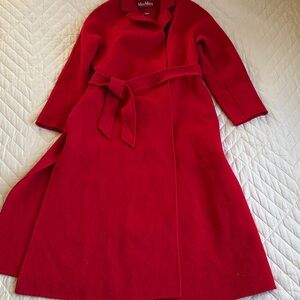 Elegant Max Mara Studio Belted Wrap Hand Made Coat